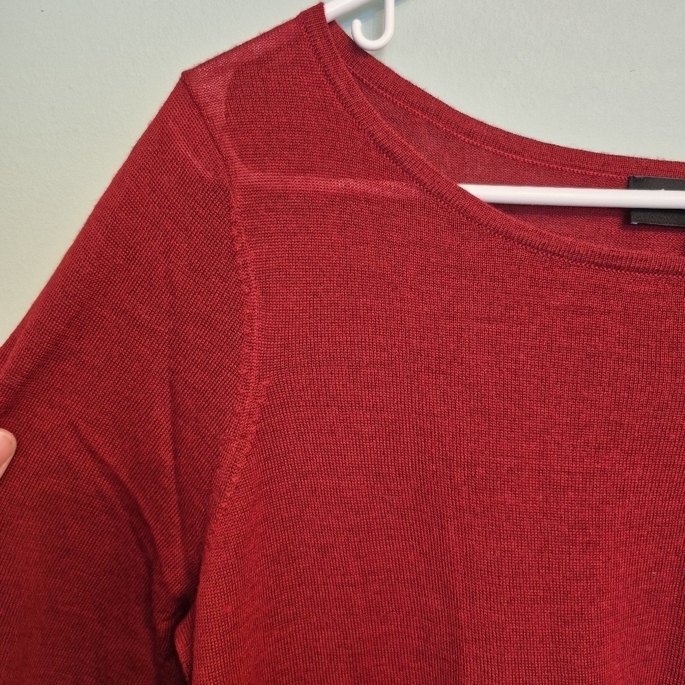 Laura Women's Red Quiet Luxury Semi Sheer Wool-Blend Scoop Neck Sweater Size M - Picture 3 of 5